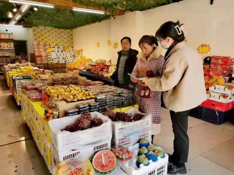 铜川市王益区禁毒办：禁毒宣传进超市，打好人民禁毒战