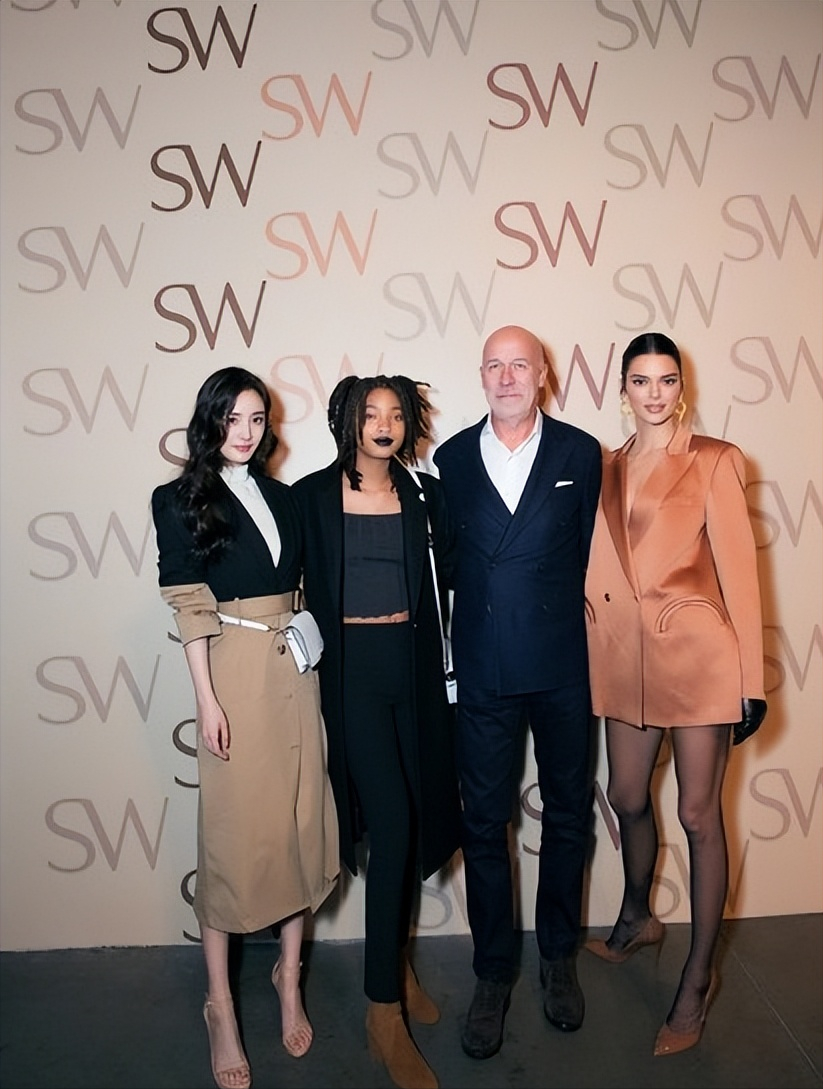 16对中外明星同框,耀眼的“东方美”不输国际咖,举手投足皆风情