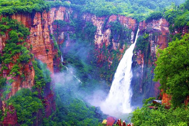 南召九龙瀑布群风景区(河南最美的三个瀑布群)