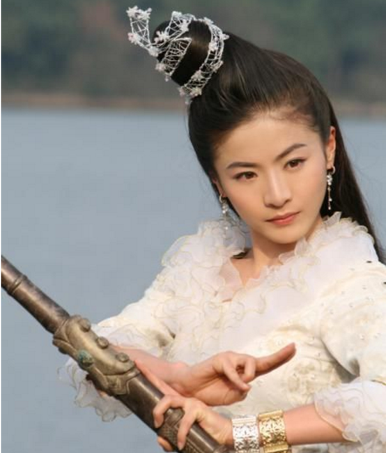 神似张柏芝的贡米跑去整容了！曾经的神颜如今模样大变，让人唏嘘