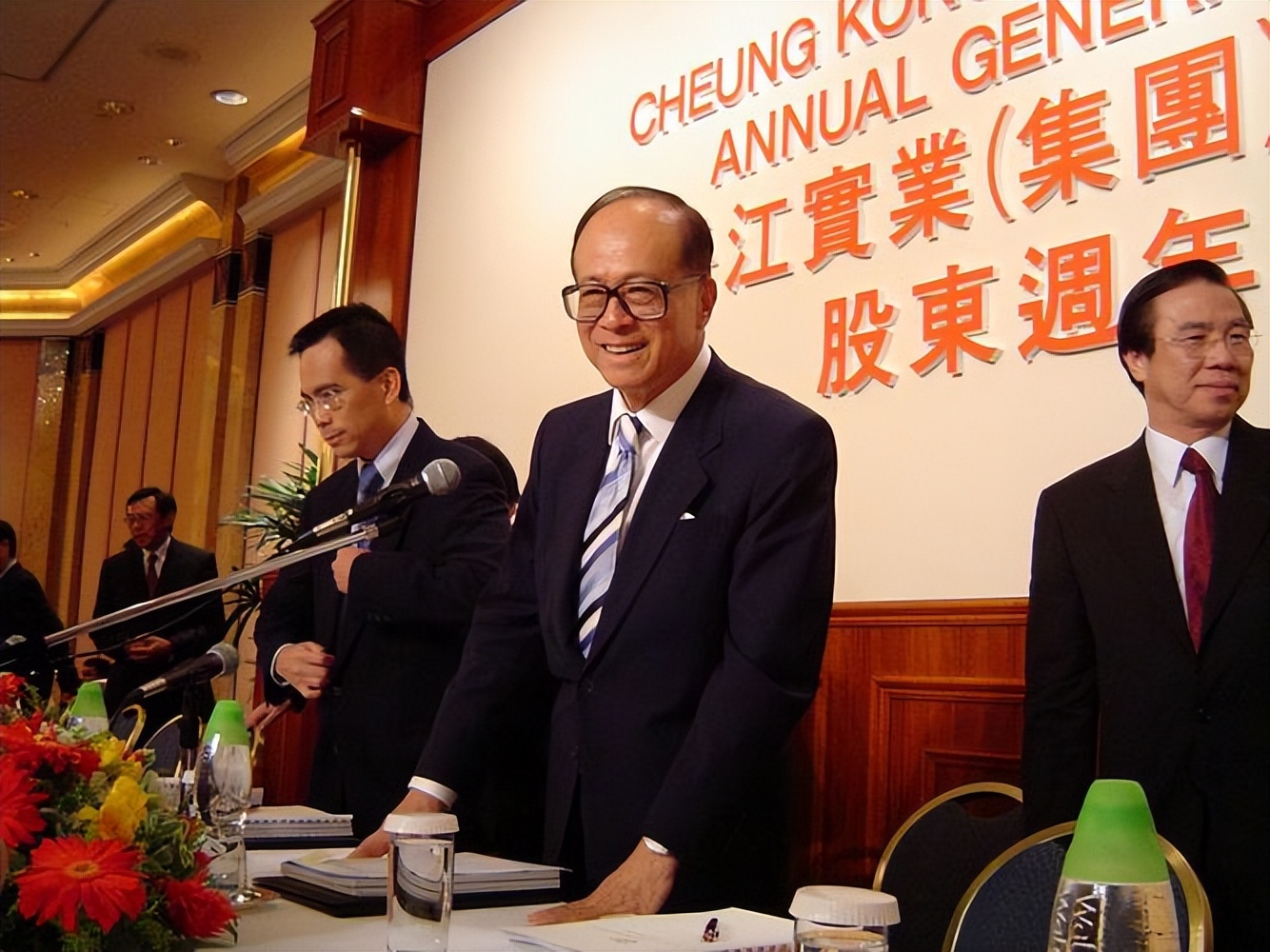 李嘉诚一生的两大错误，第一次错过了马云，第二次错过了任正非