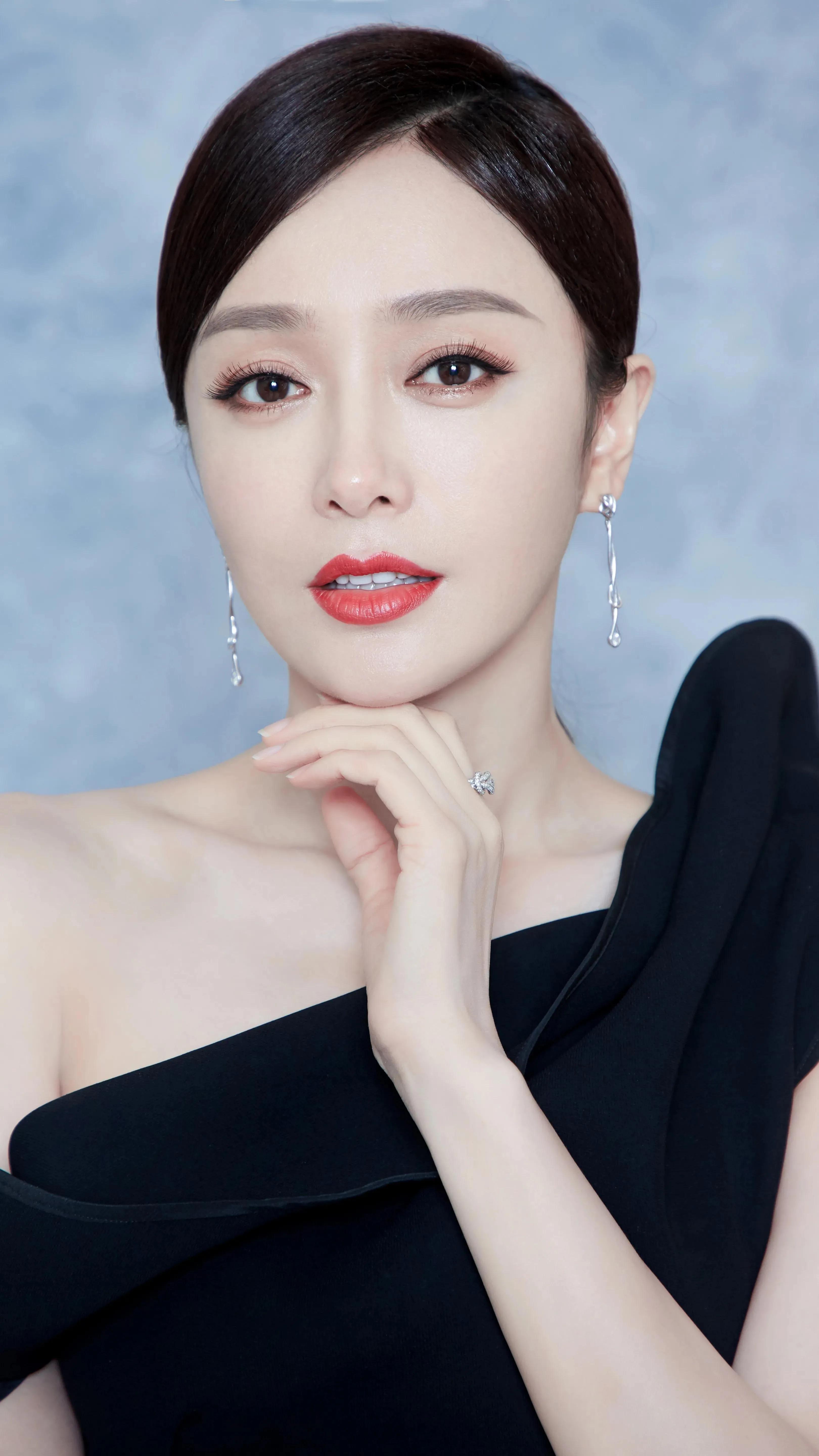 女神秦岚高清大图