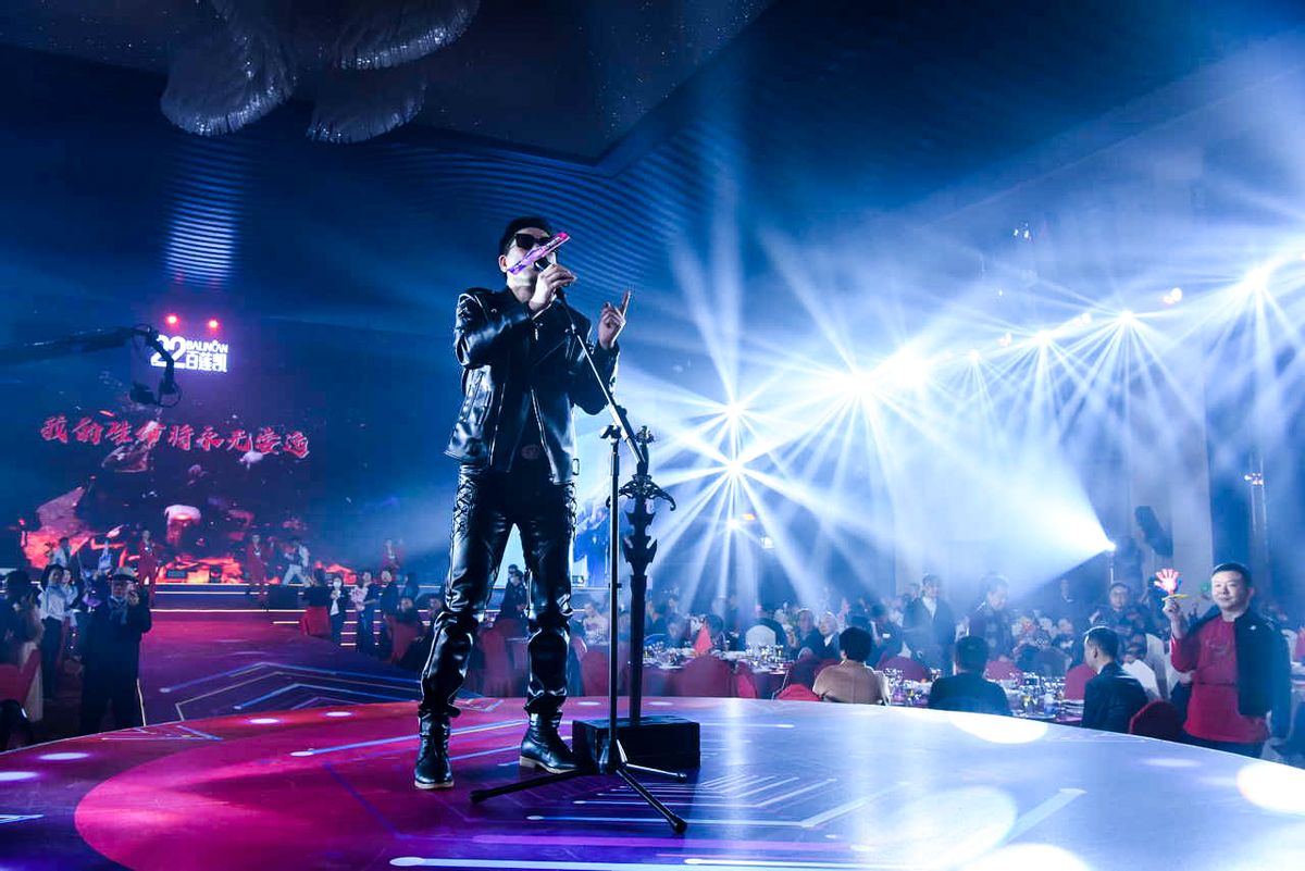 ��245.3���˴����߹ۿ����Ȱ����硤ʯ��������ݳ������ȼը