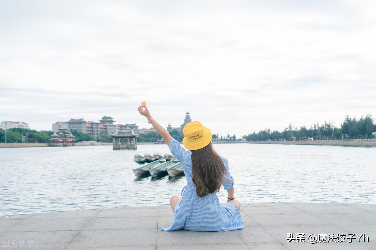 世上最美好的相遇，不是在路上，而是在心里，默默相伴