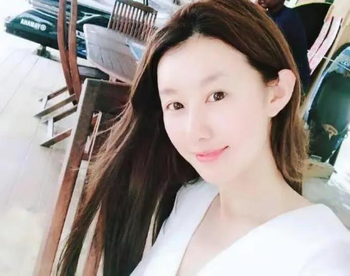 有种“整容”叫王宝强离婚，前妻马蓉变化不大，他却像换个人