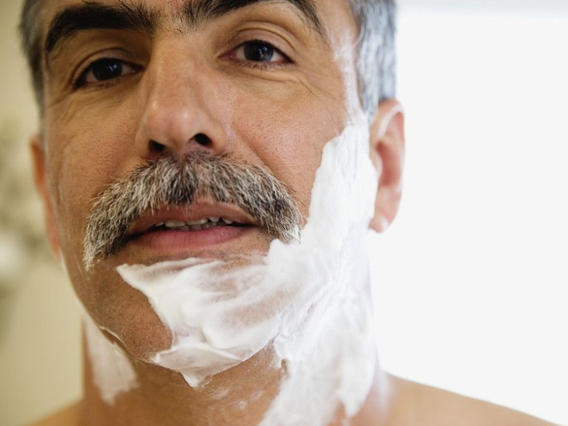 男性常刮鬍子說明了什麼？ 鬍鬚生長快與壽命有什麼關聯？