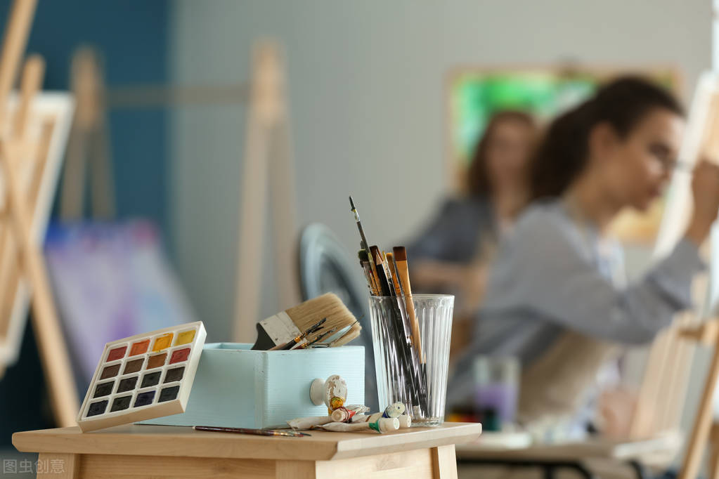 南昌美术培训画室哪家好？南昌白塔岭美术培训强、成绩好