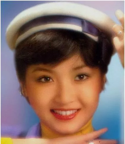 曾2次离婚,女儿也公开出柜:这位女星的经历,令人唏嘘