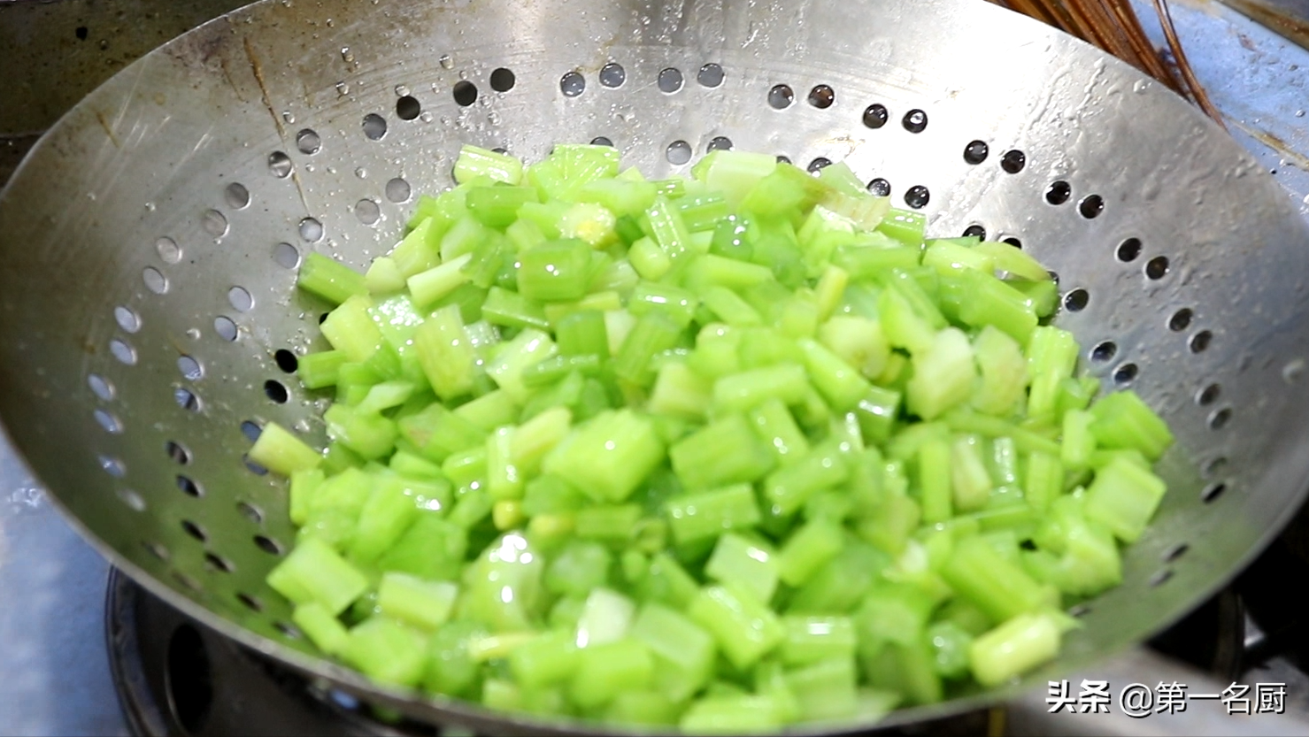 6道适合冬天吃的家常菜，下酒又下饭，10分钟上桌，每天吃都不腻