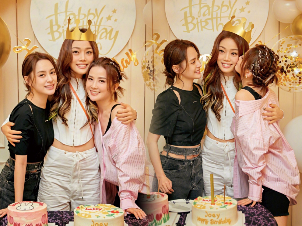 Twins霍汶希为42岁容祖儿庆生，相拥献吻姐妹情深，陈妍希送祝福