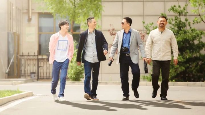 这8位男星即便演技再好，也难以弥补年龄差距过大带来的违和感