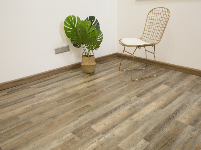 环保地板哪个牌子好(为何许多人不再铺木地板,而是选择spc地板,耐磨更