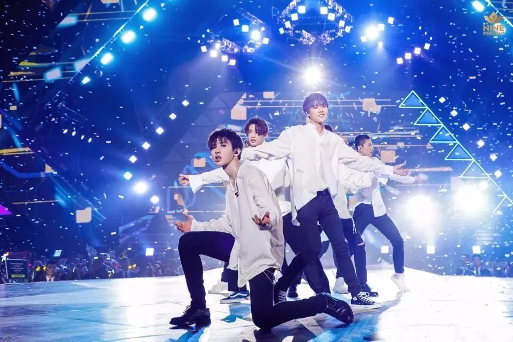 乐华娱乐的“三重门”