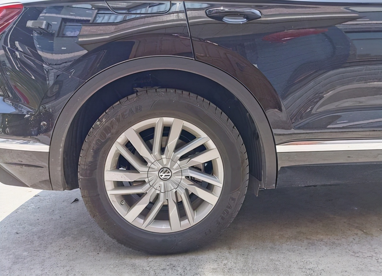 60万没要沃尔沃XC90提了大众途锐，开了2个月，车主有话要说