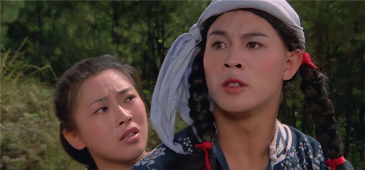 离婚32年后，再看李连杰、黄秋燕的婚姻，才明白离婚是最好的选择