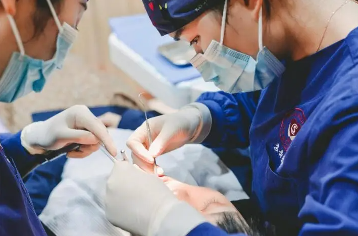 22年中医药大学排行出炉：北中医成领头羊，成都中医药却差强人意