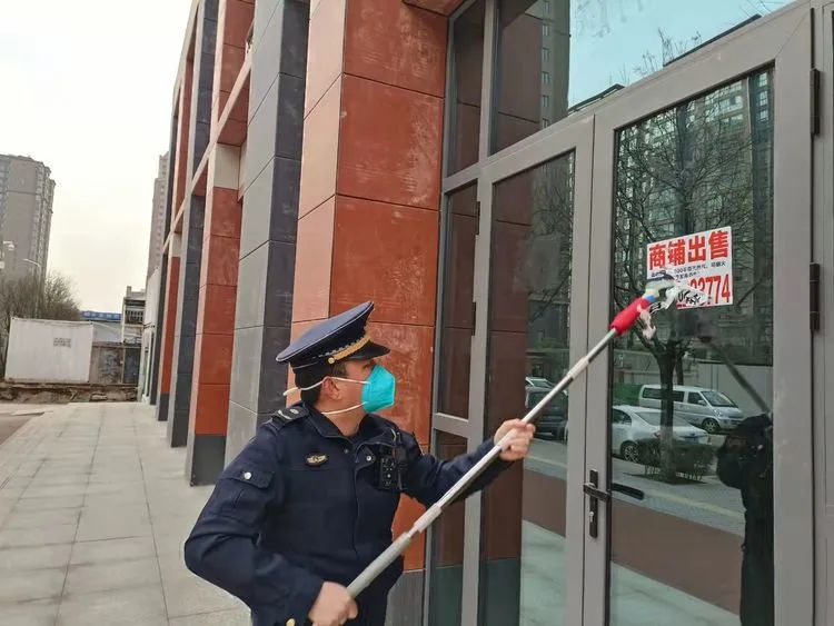 ���С�ţƤѢ������� ����ǹ����ж�
