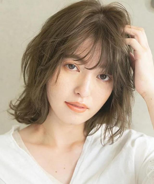 60中老年烫发发型图片(这才是50岁中老年女人适合的烫发) - 赤虎壹号