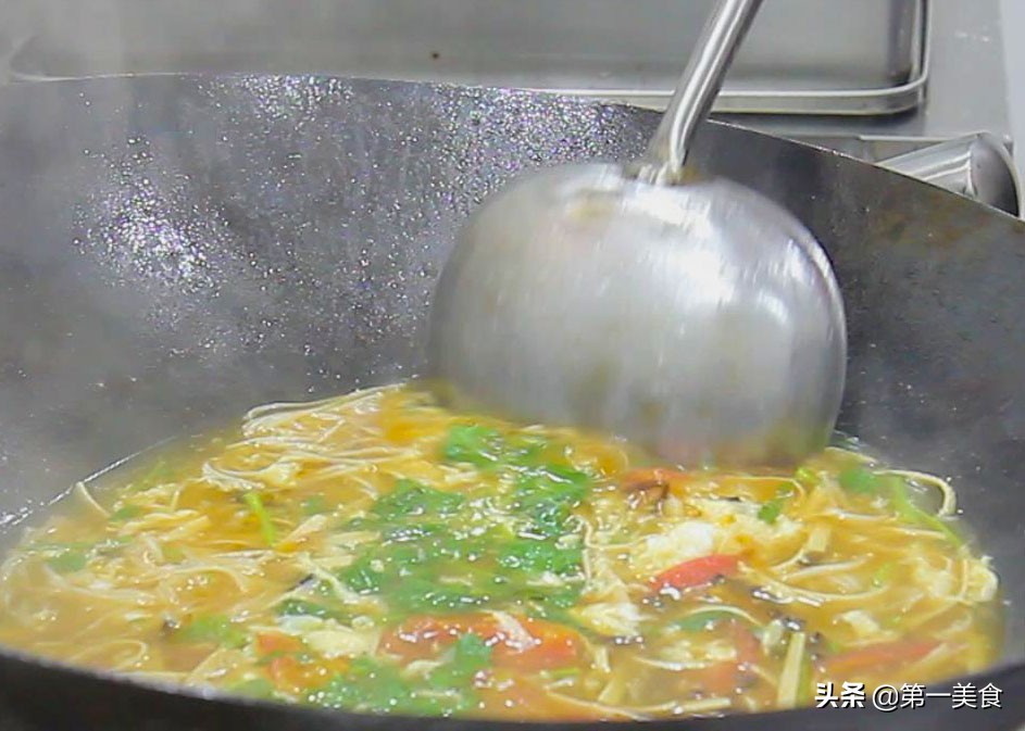 河南农村大席上的4道菜，吃过的都年过半百了，年轻人没见过