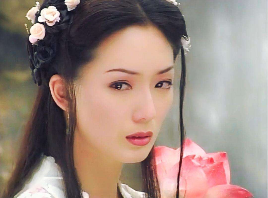 事业正红却早早退圈，这9位女星个个有辨识度，却成沧海遗珠