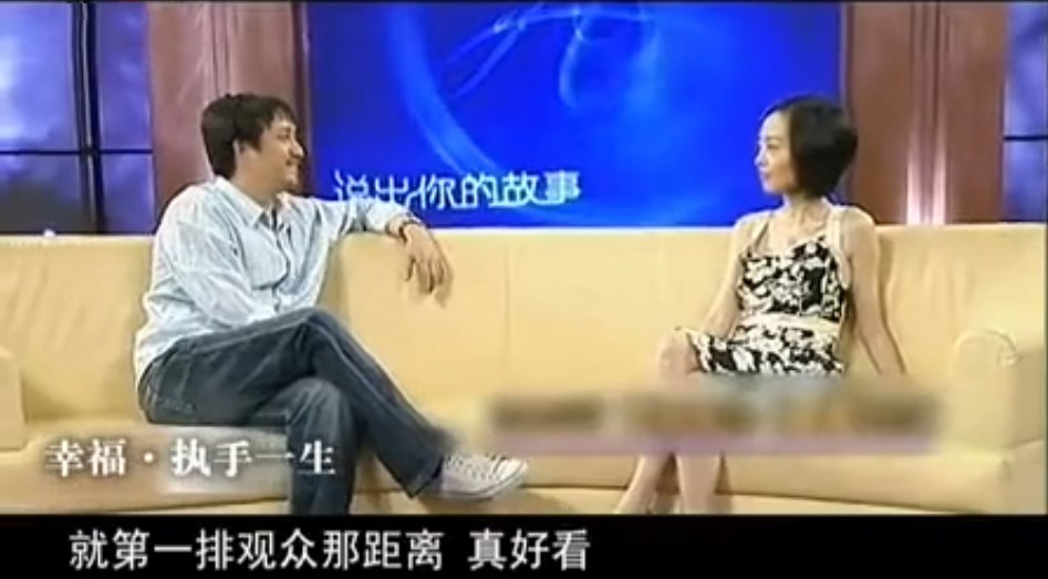 6位娱圈明星夫妻，从校服到婚纱，个个娶初恋，在一起最长40年