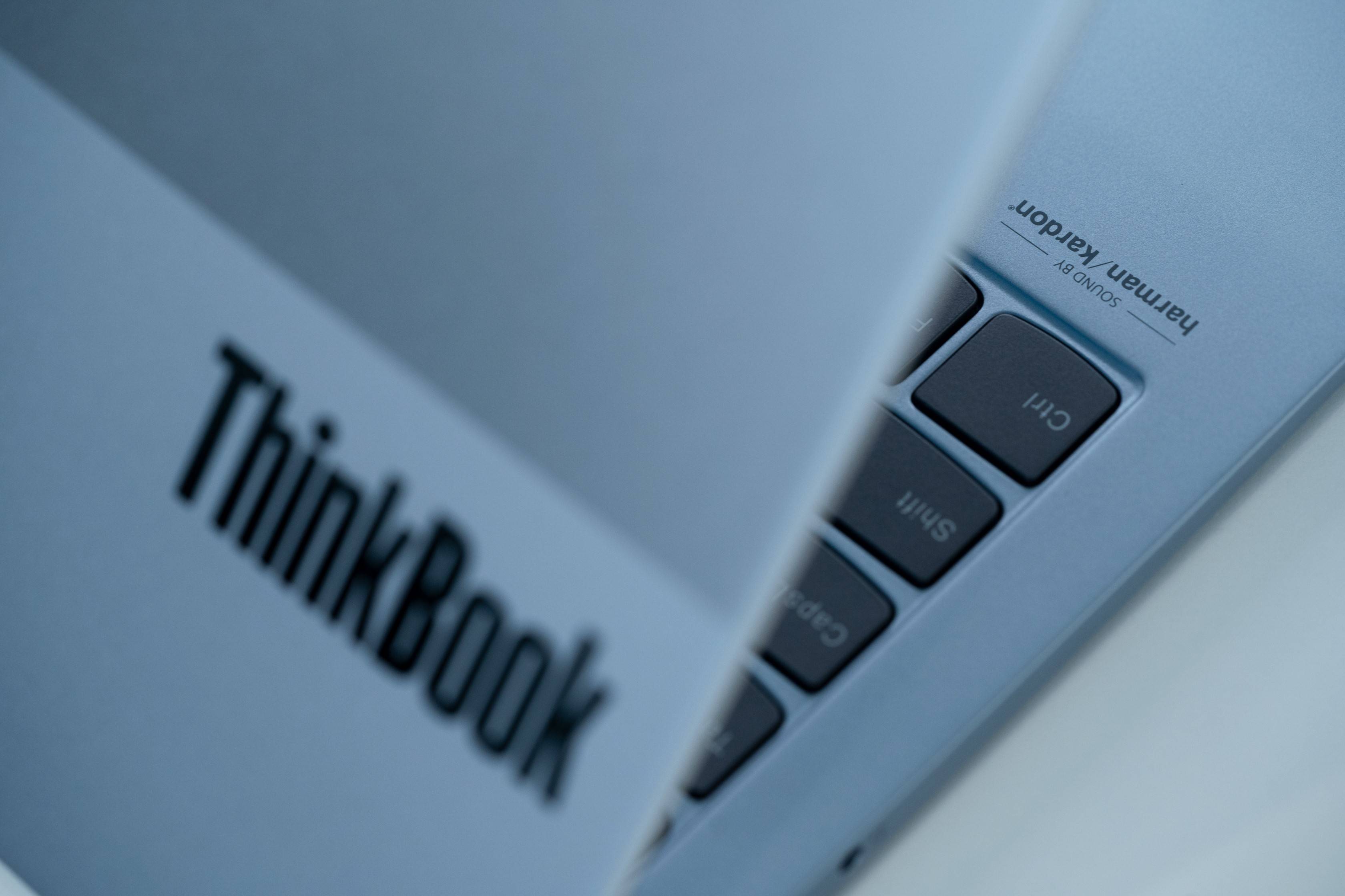 破冰青年職場新風(fēng)尚，ThinkBook 13x冰雪藍(lán)正式開售