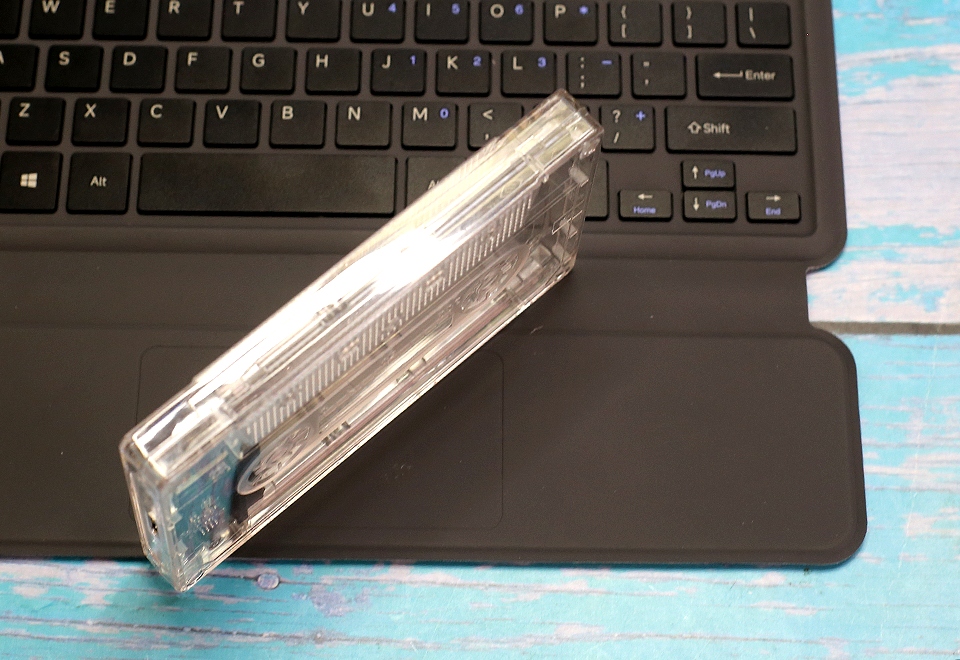 复古设计，磁带造型，奥睿科2.5英寸透明硬盘盒