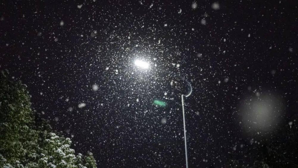 17年前，与瘫痪父亲相依为命、高考763分的广西女孩，后来如何？