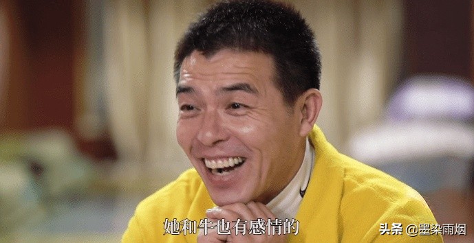 东北体育老师半生未婚，却被120个孩子叫爸爸，媒体跟踪报道12年