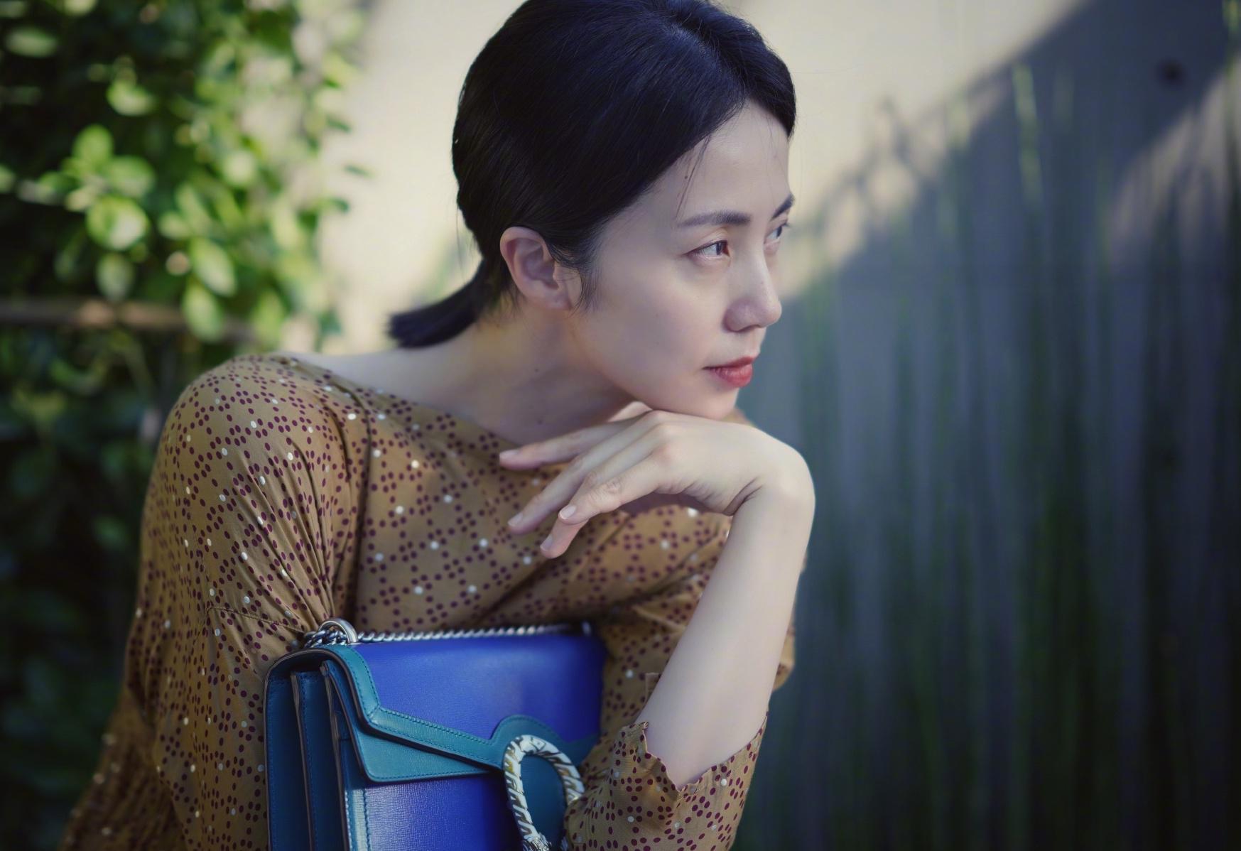 孙莉：18岁就跟了黄磊，三胎生了儿子后，她为何又选择复出？