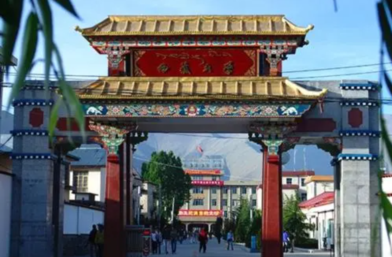 国内没有什么“存在感”的211，毕业就安排工作，却总是无人问津