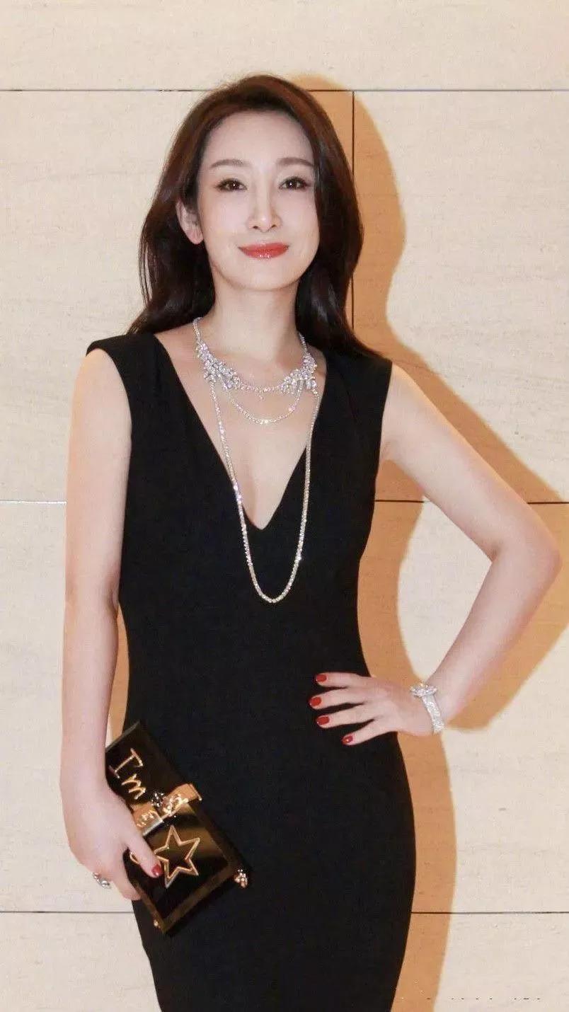 百家姓女神系列之秦海璐
