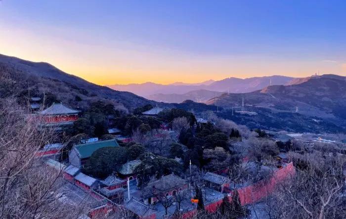 春風拂面登山去北京7大爬山好去處人少景美