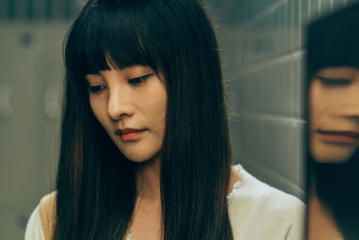 猎罪图鉴:3处伏笔还原一个真相,贺虹的真实身份呼之欲出