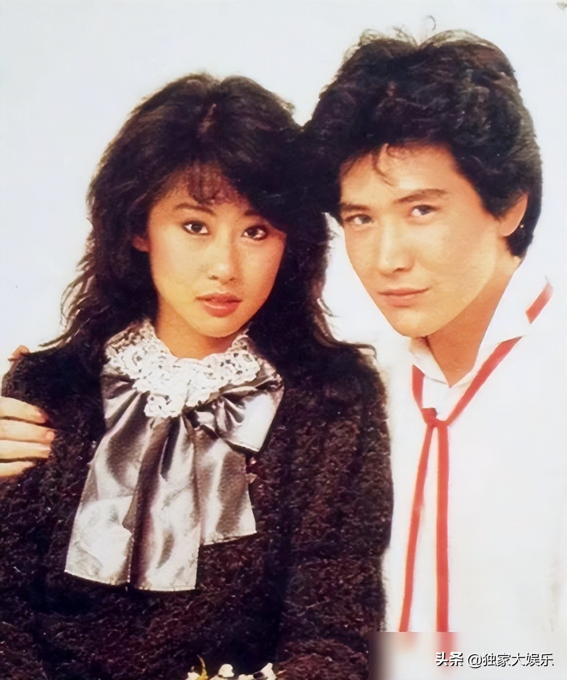 留长发却不娘的5位男明星，个个五官硬朗，野性又帅气