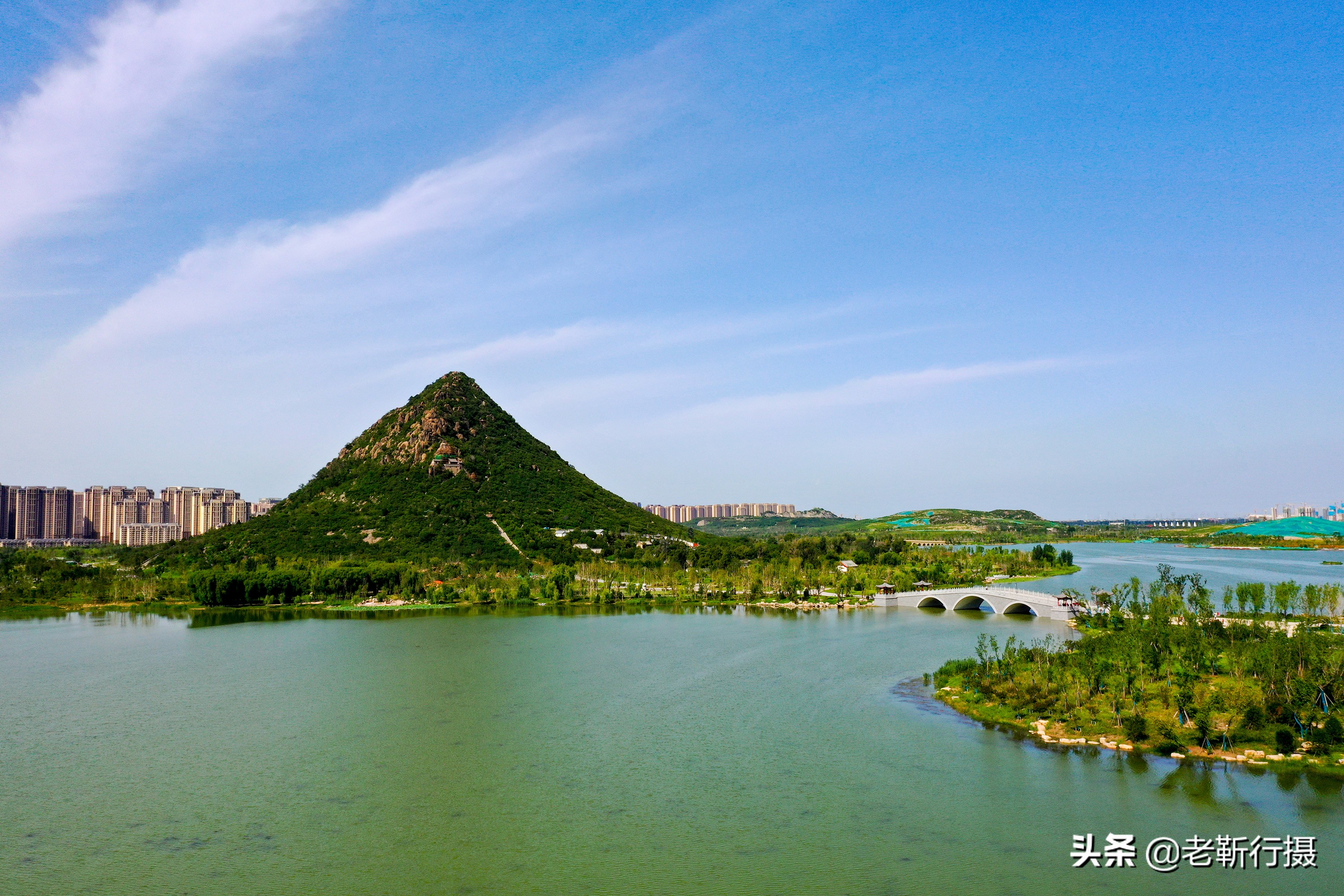济南城中九座孤立的山头,即华山,卧牛山,鹊山,标山,凤凰山,北马鞍山