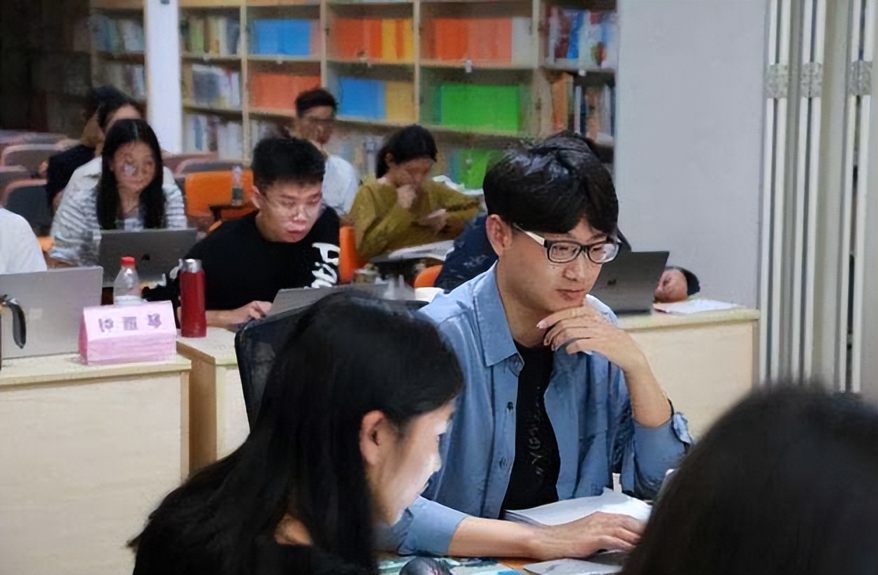 不擅长数学的考生，看到这3个专业记得绕道走，不然毕业恐成难题