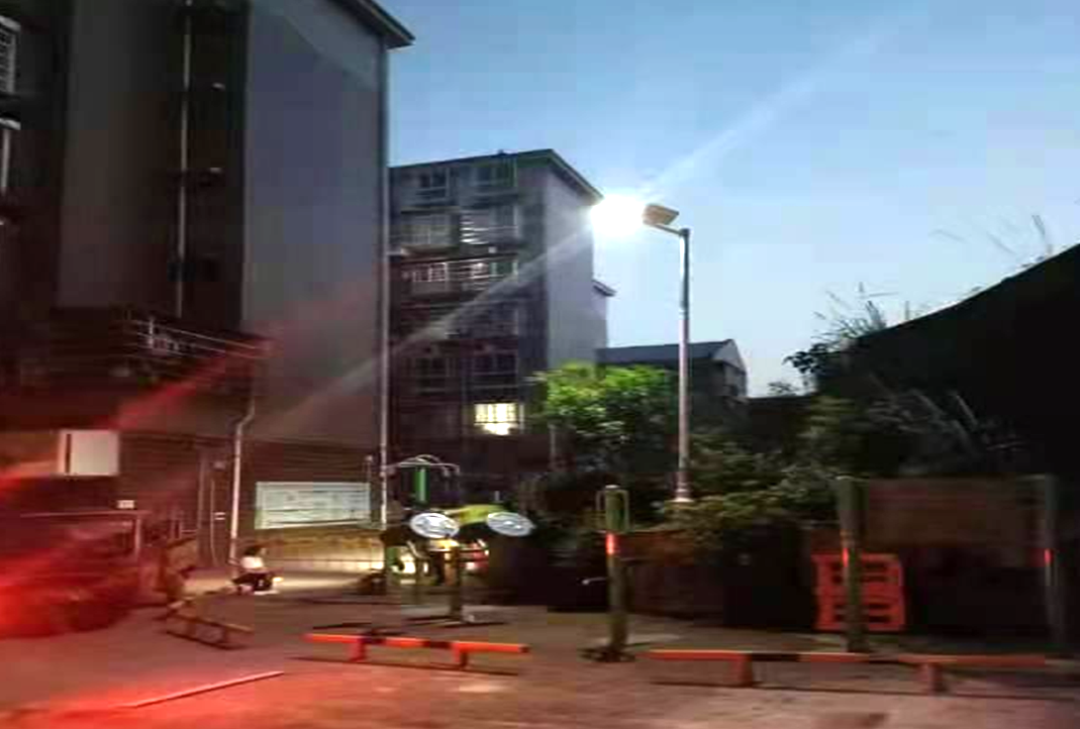 洪江区人大：人大代表为人民，路灯点亮居民心