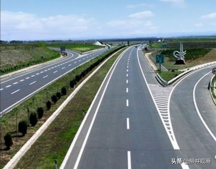 又是特斯拉！林志颖驾车出事故，暴露出电动汽车致命点是什么呢？