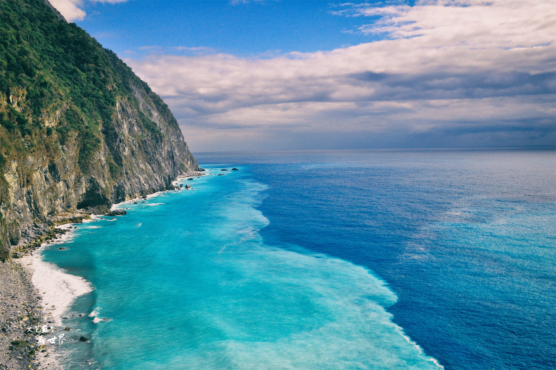 578万平方公里,是名副其实的中国第一大岛,它也被誉为"宝岛",是所有