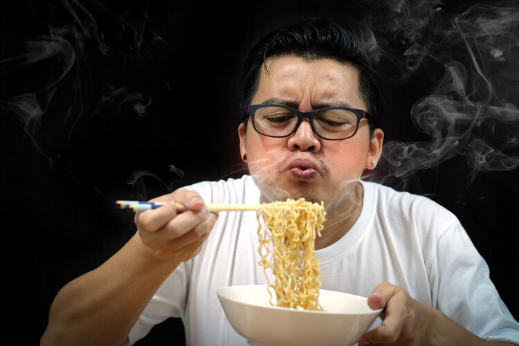 有一种致命的粗心，叫把“食道癌”当做“咽炎”，这些区别要认清