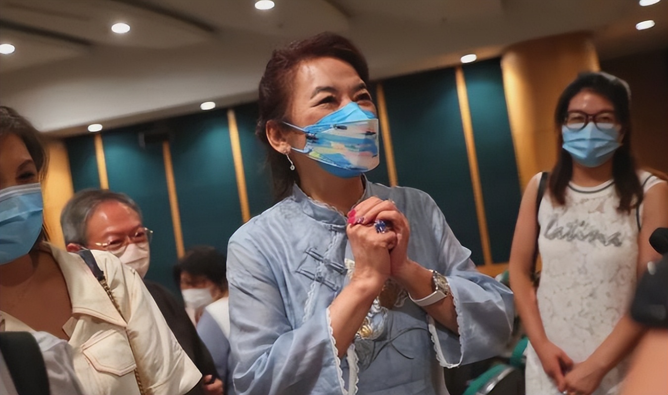 胡慧中：林青霞的接班人，挚爱的两个男人，一个惨死一个锒铛入狱