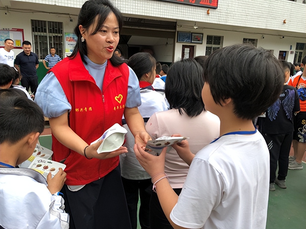 “益童成长·遇见更好的自己”活动走进车寺学校