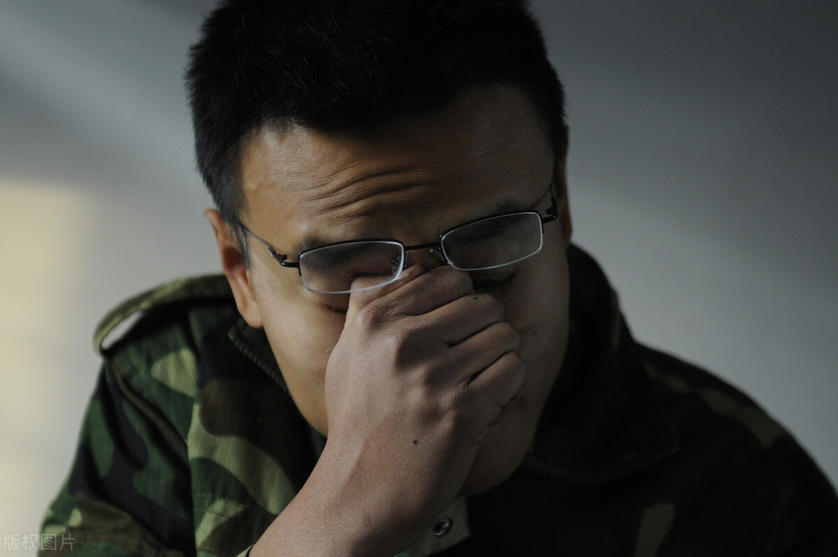 “最惨投保者”：为了投保被迫贷款几万元，结果还被代理人坑...