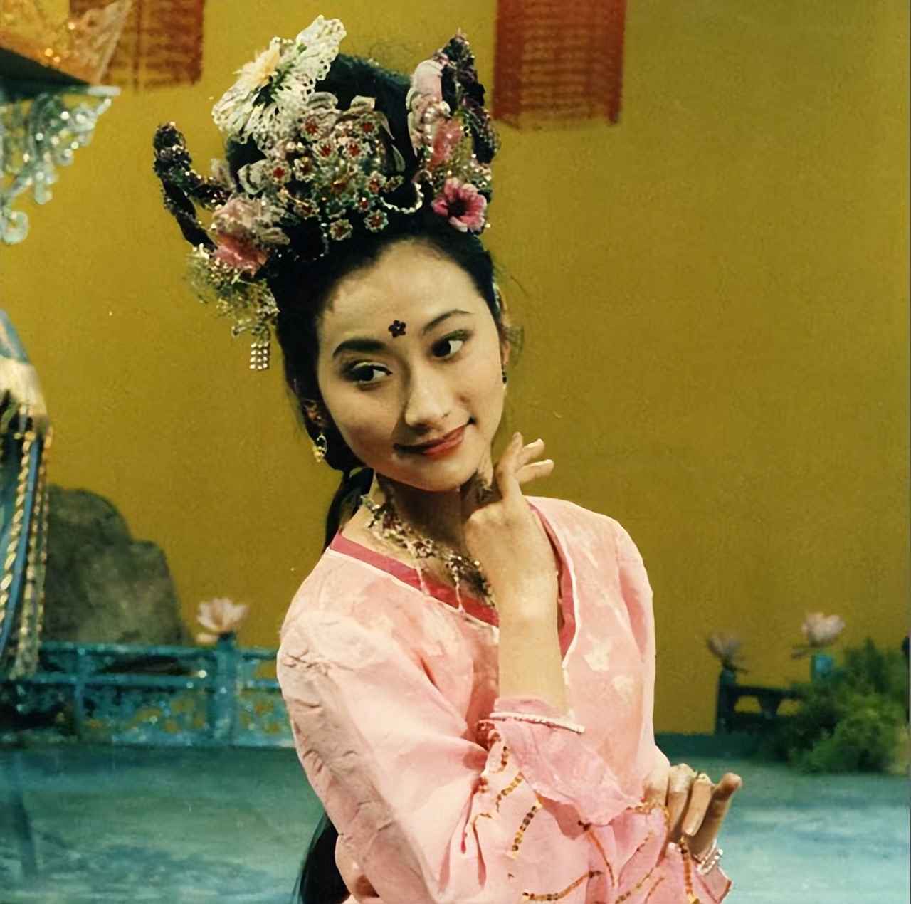 暑假到了，盘点《西游记》里形形色色的女妖精