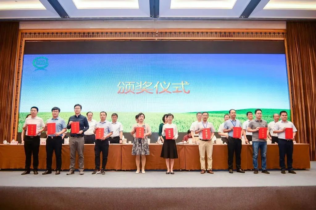 坐落千年都城，走过甲子岁月！南京财经大学：光芒之下，实力尽显