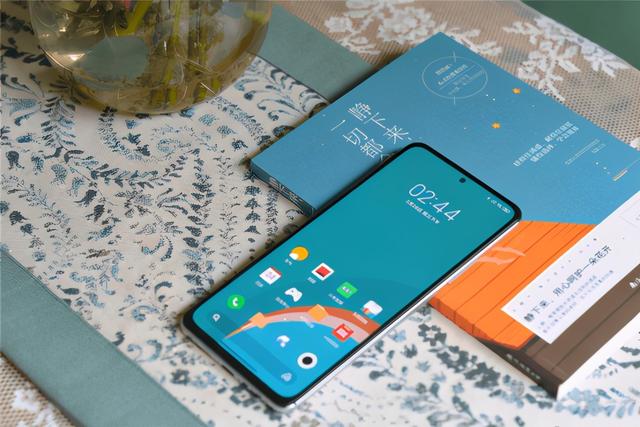 小米手机千万别瞎买，这三款性价比最高，米粉也极力推荐
