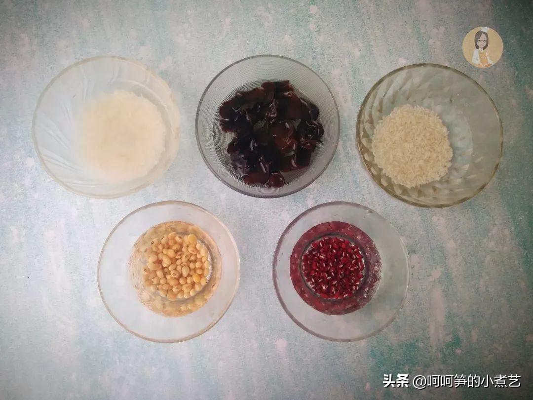 腊八到，香浓黏稠的腊八粥，温暖又治愈，甜党咸党你是哪一党？