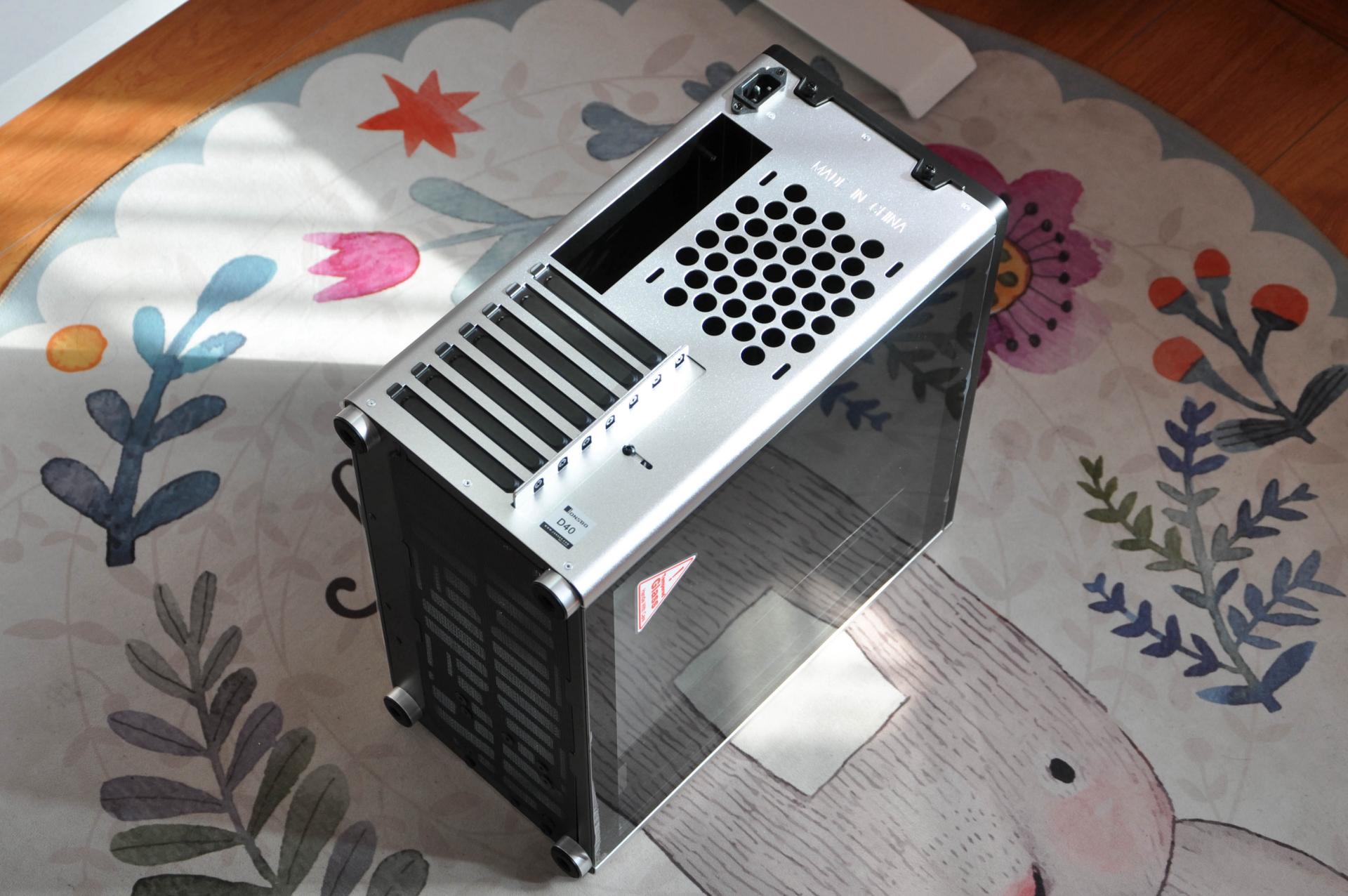 如此精致的atx机箱谁不爱呢?双面钢化玻璃 240水冷 大主板评测