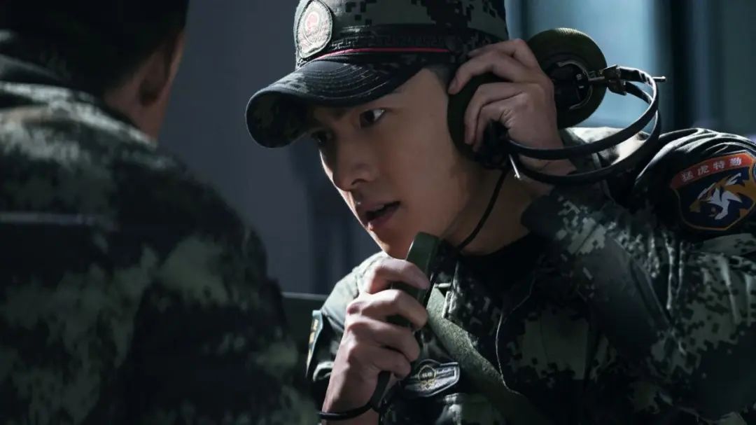 《特战荣耀》高燃热播，演员杨洋不设限